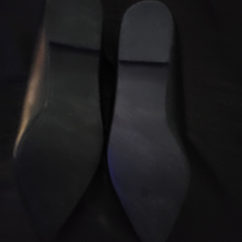 Rare limited edition krampus black flats like/new yru - Picture 3 of 3